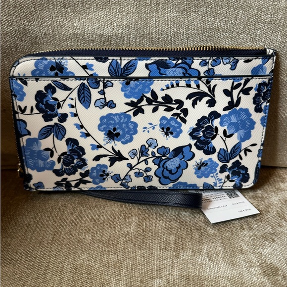 Kate Spade Blue Floral Wristlet - NWT - Perfect Gift, ready to use. NWT - Picture 4 of 6